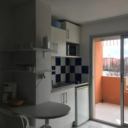 2 Pieces Terrasse Vue Le Cap D'agde * אגדה